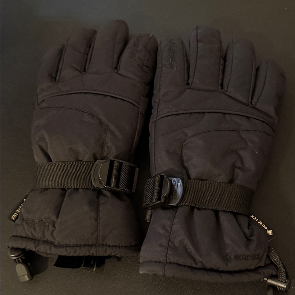 GORE-TEX Black Winter Gloves
